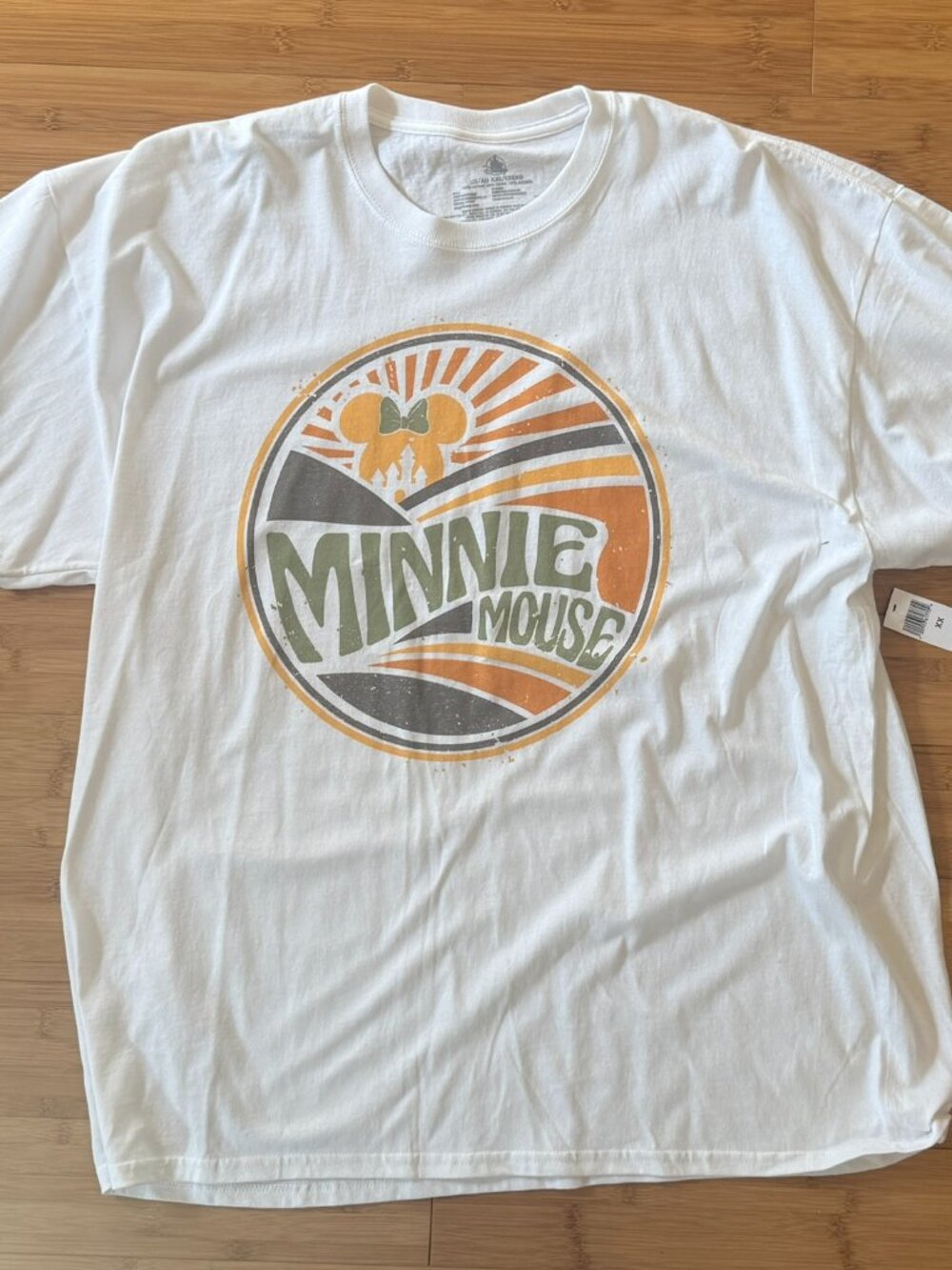 Disney Parks Minnie Mouse Graphic Shirt White 70s Sunrise Unisex Size XL NWT